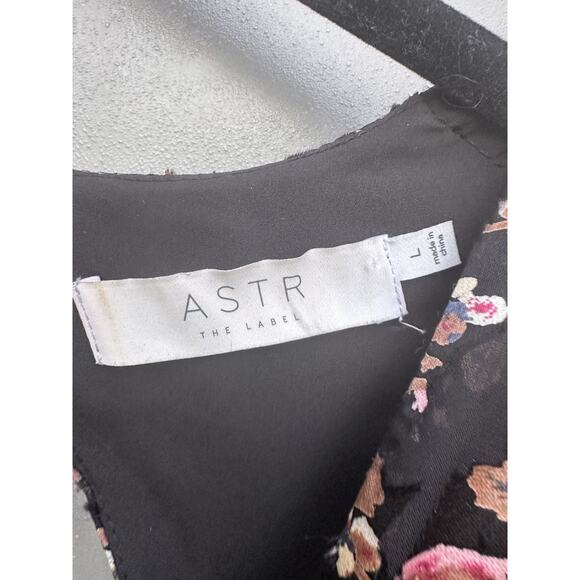 ASTR The Label Dark Floral Puff Sleeves Burntout Velvet Ruched Midi Dress Sz L - Picture 11 of 16